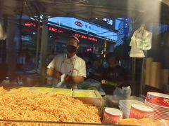 -正宁路小吃夜市