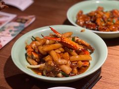 梭子蟹炒年糕-弄堂里·寻味杭州(湖滨银泰in77C区店)
