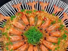 -三亚火车头万人海鲜广场