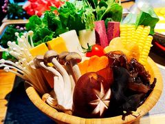 -湊湊火锅·茶憩(新中关购物中心店)