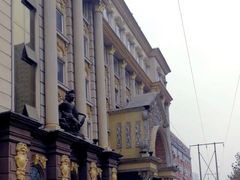 -九号公馆(秦岭路店)