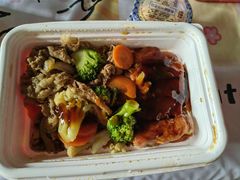 鸡肉牛肉双拼-吉野家(西客站南广场店)