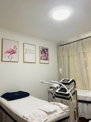 -美肤盾祛痘·问题肌头疗管理中心