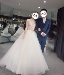 点击看大图 -艾米丽婚纱礼服