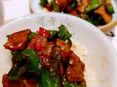 -老乡鸡(上海白玉兰广场店)