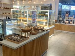 -焙丽拾光(麦凯乐直营店)