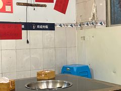 -鸿顺老铁锅美蛙鱼府(解放碑店)