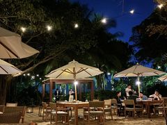 -三亚艾迪逊酒店·海滩烧烤 BARBACOA·现场乐队·浪漫晚餐·烧烤海鲜