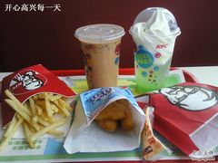 大薯、鳕鱼条、辣翅、仙草奶茶、雪顶青苹沁-肯德基(八里台店)