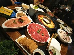 现切鲜牛肉-香佰里鲜货火锅(佳乐金街店)