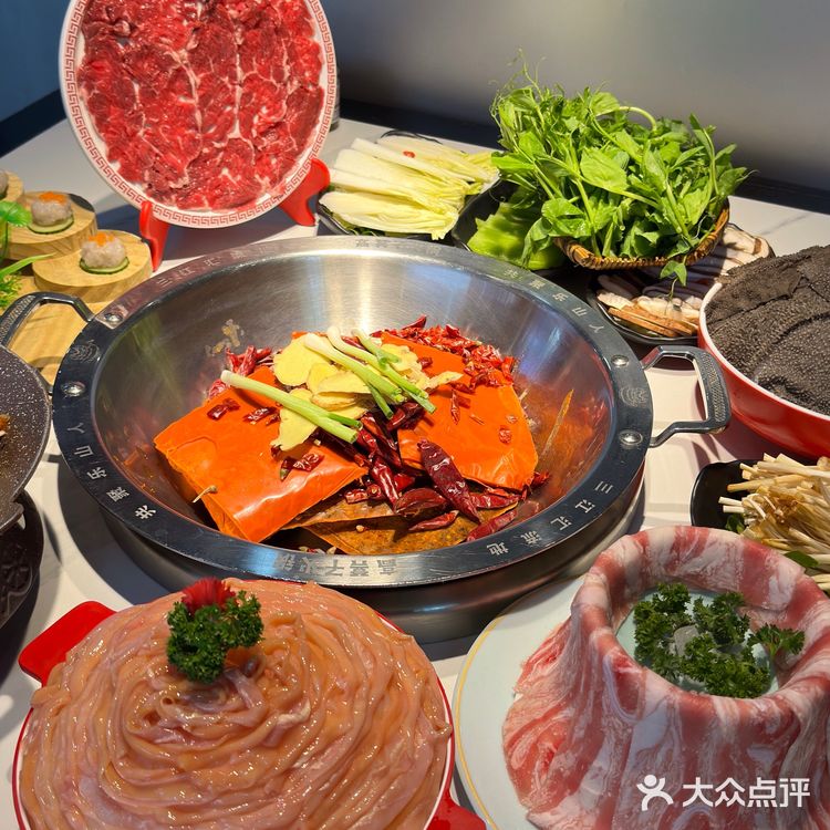 高凳子拿捏住我的胃了‼