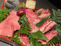 -铭牛烧肉·和牛海鲜自助(高新月牙湖店)