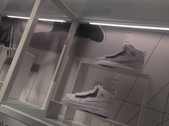 -NIKE品牌体验店(南京东路店)