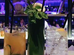 -OZONE 顶楼酒吧(香港丽思卡尔顿酒店)