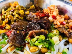 麻辣牛肉粉-李氏紫竹林卤粉(火车站店)