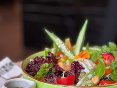 胡同田园温泉蛋烤炙蔬菜沙拉-玲婧胡同·生日蛋糕·餐厅(嘉里城店)