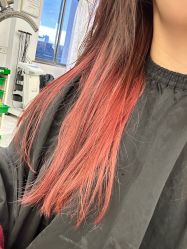 -镁连社·美联社