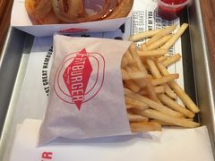 -FATBURGER 特富客汉堡(外交公寓店)