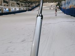 -乔波室内滑雪场