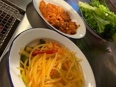 -马路牙子地桌烤肉(工体店)