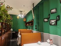 -江城小馆陕南妈妈菜·全球旅行餐厅(钟楼店)