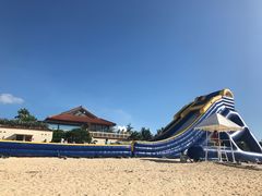 -Rizzan Sea Park Hotel Tancha Bay室内游泳池