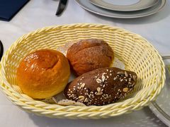 什锦面包篮-莫斯科餐厅