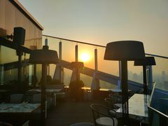-FLAIR顶层餐厅酒吧(浦东丽思卡尔顿酒店)