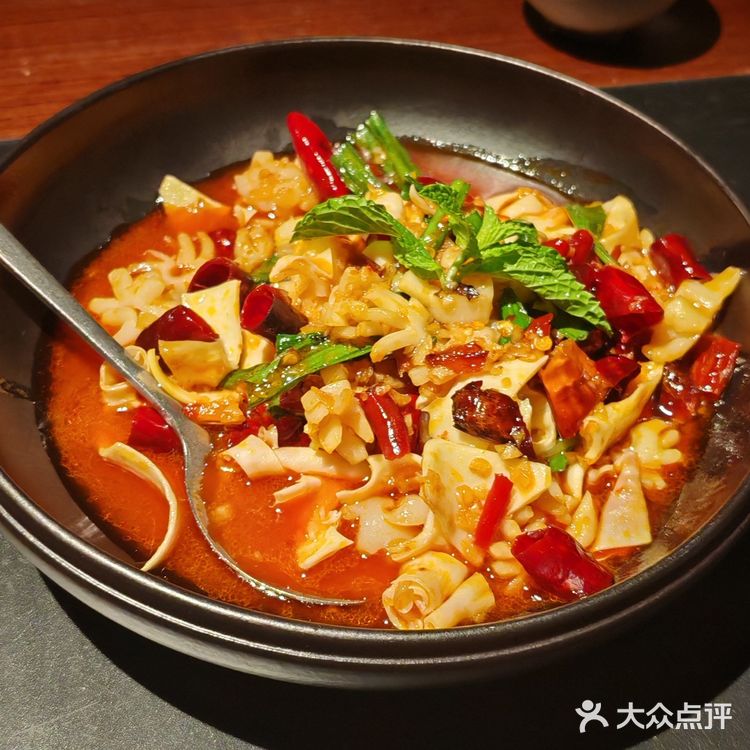 厦门SM新生活广场的网红云南菜馆— 野果yeego