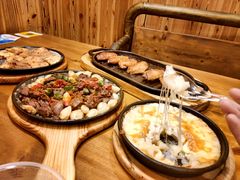 -老东镇啤酒屋海鲜加工·蒸汽海鲜·海鲜烧烤(台东店)