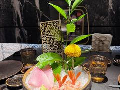 -蟹犇前•帝王蟹雪蟹(陆家嘴店)