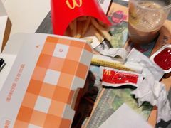 -麦当劳(欢乐谷店)