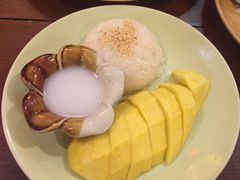 -Dang restaurant (patong phuket)