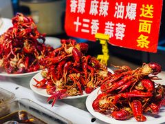 -黄兴南路步行商业街