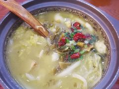 -周鱼小馆石锅酸菜鱼(活力汇店)