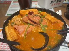 -肥汁米蘭香港米线(定西路店)
