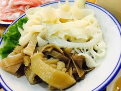 -东镇老火锅(长春路首店)