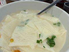 -小洞天柴火土菜馆