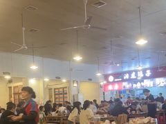 -冶建镜子·老南昌大排档·江西虾王(总店)