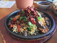 -包整·丝娃娃(一览甲秀楼风景店)