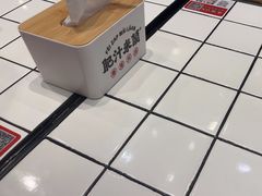 -肥汁米蘭香港米线(长宁来福士店)