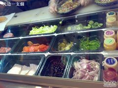 色拉可选食材-赛百味(雅居乐店)