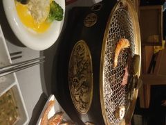 -山焱·炭火自助烤肉(周浦万达店)