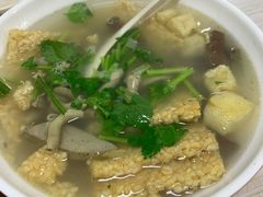 鸭杂锅巴-鲁氏汤包王(长白街店)
