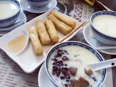 -周大娘牛乳(旧寨古村总店)