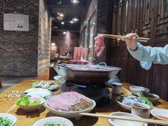 -白乐天毛肚火锅馆(南滨路店)