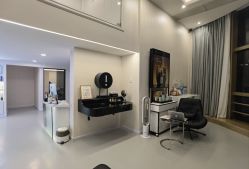 -JNK皮肤管理中心