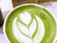 抹茶燕麦拿铁-Manner Coffee(大宁国际商业广场店)