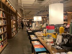 -茑屋书店(天目里店)