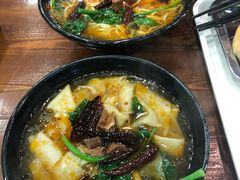 -宋八戒手工板面(车站路店)